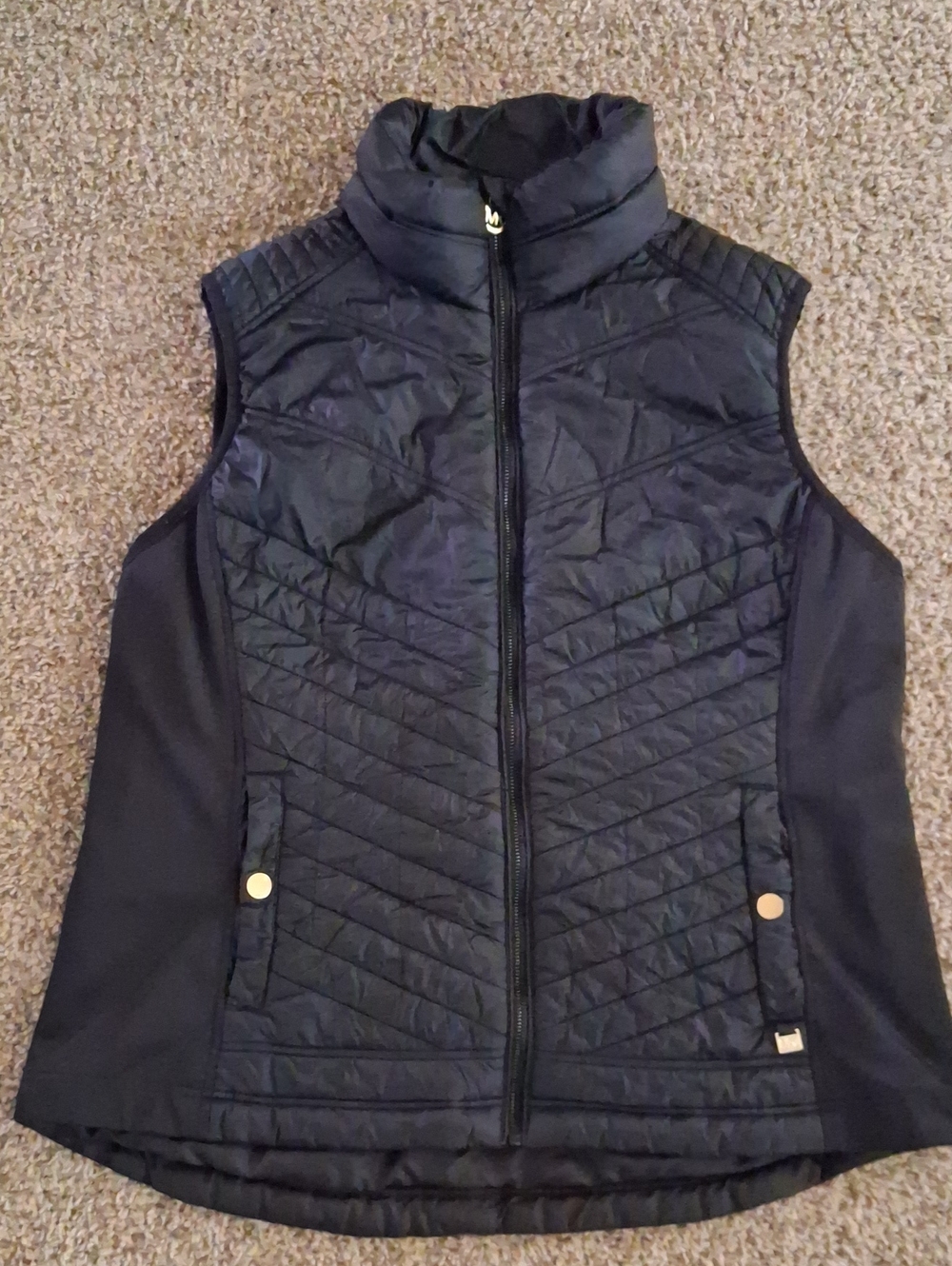 Michael Kors Black Quilted Sleeveless Puffer Vest - Picture 11 of 15